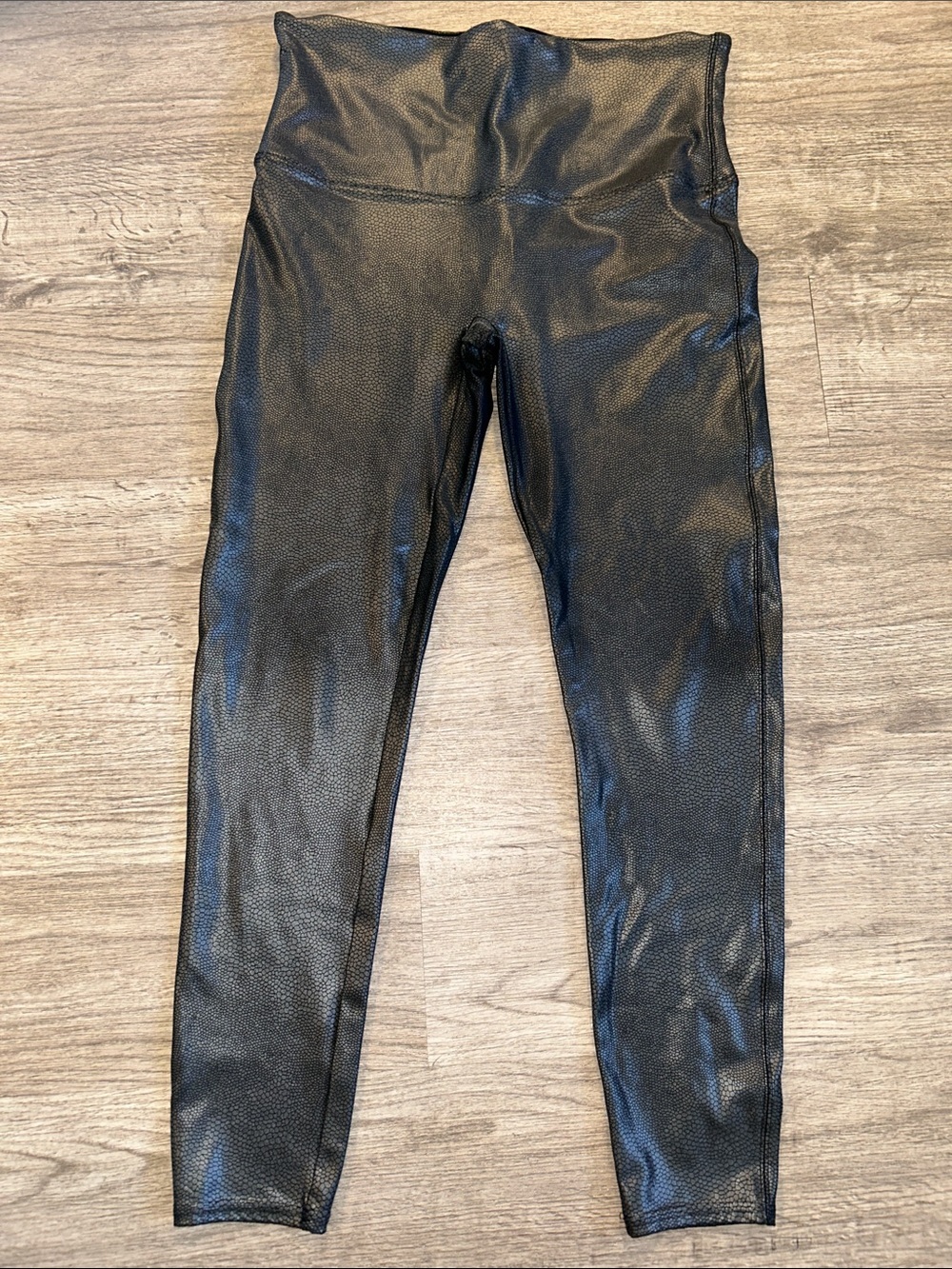 Spanx Faux Leather Leggings 1X High Rise Black Textured Skinny - Picture 2 of 9